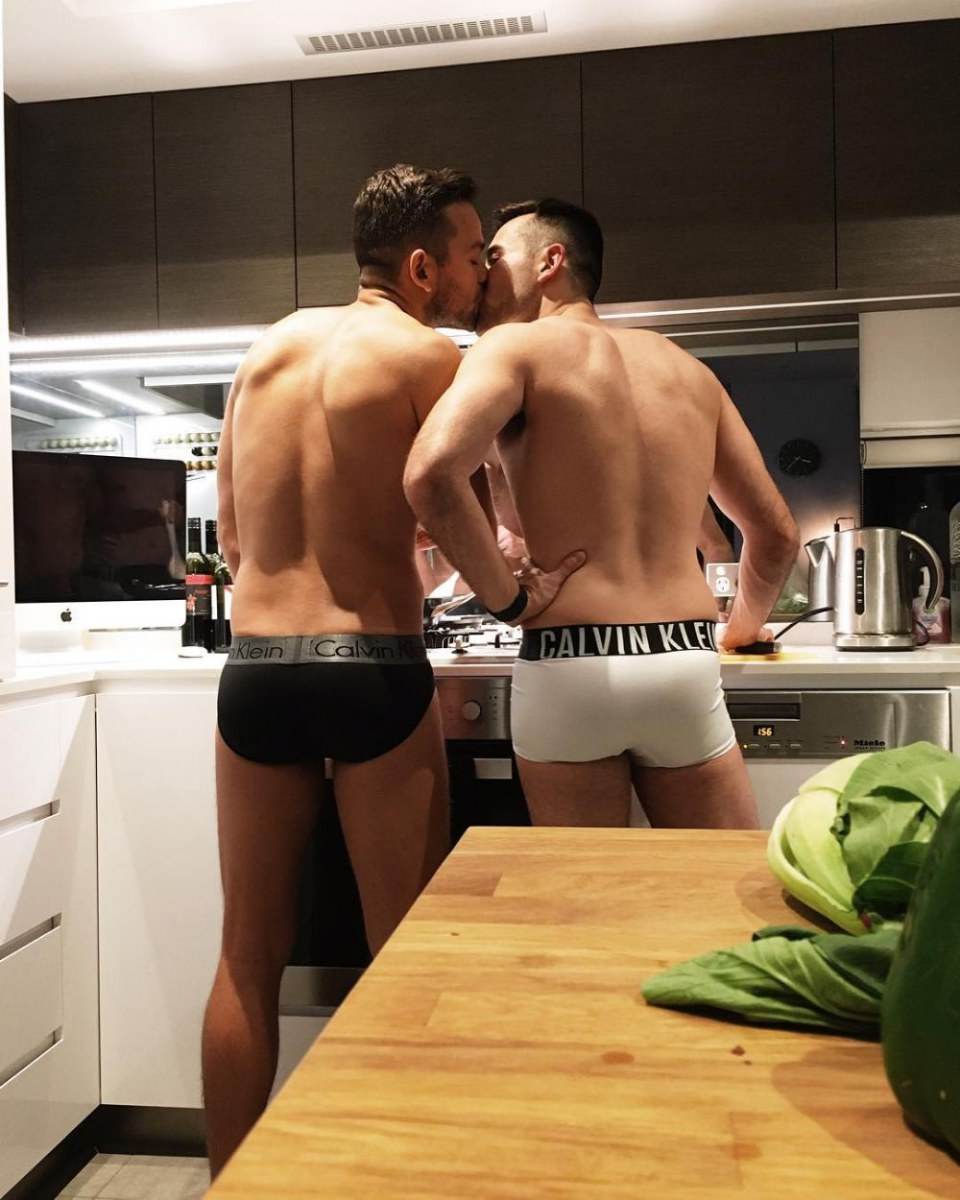 смотреть геев на кухне фото 17