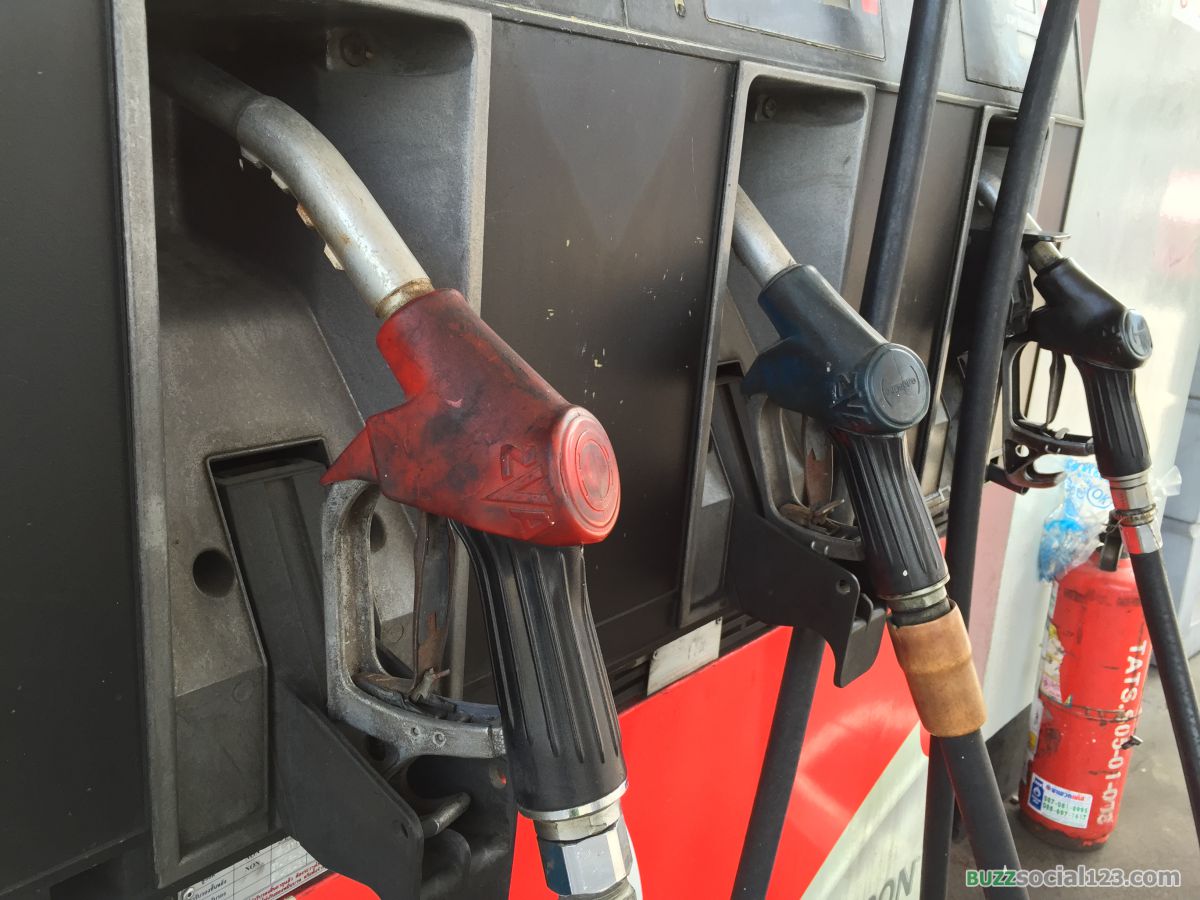 เติมน้ำมัน ปั้ม