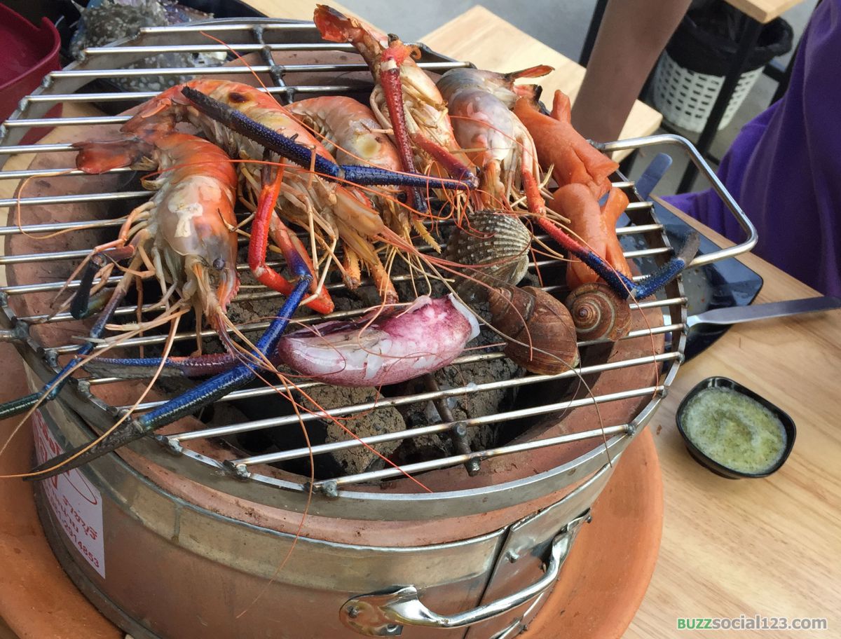 บุ๊ฟเฟต์ปิ้งย่างซีฟู๊ด