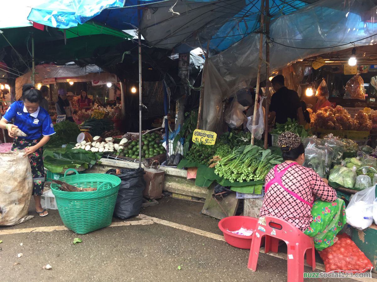 ตลาดดอยมูเซอ จังหวัดตาก