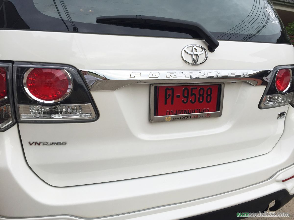 ฟอร์จูนเนอร์ ป้ายแดง