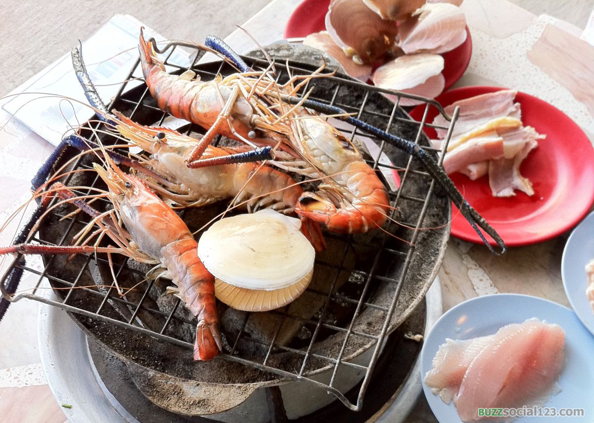 บุ๊ฟเฟต์ปิ้งย่าง