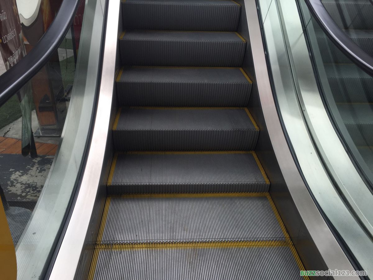 บันไดเลื่อน