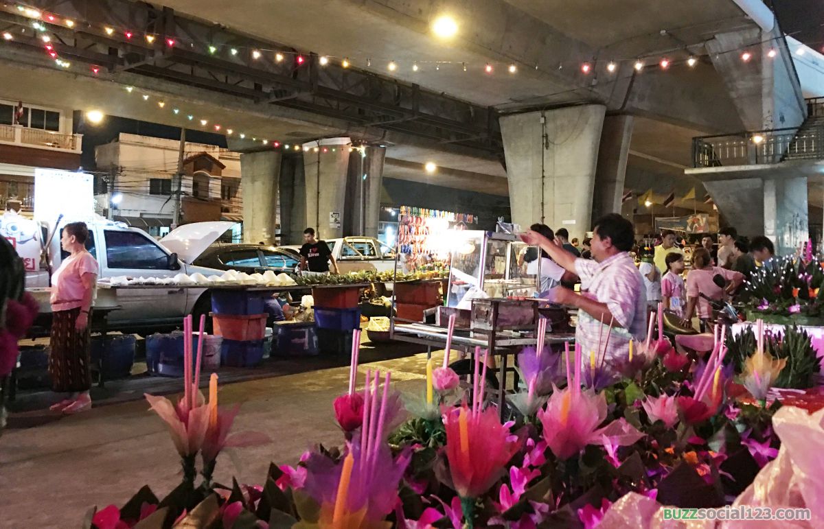 วันลอยกระทง