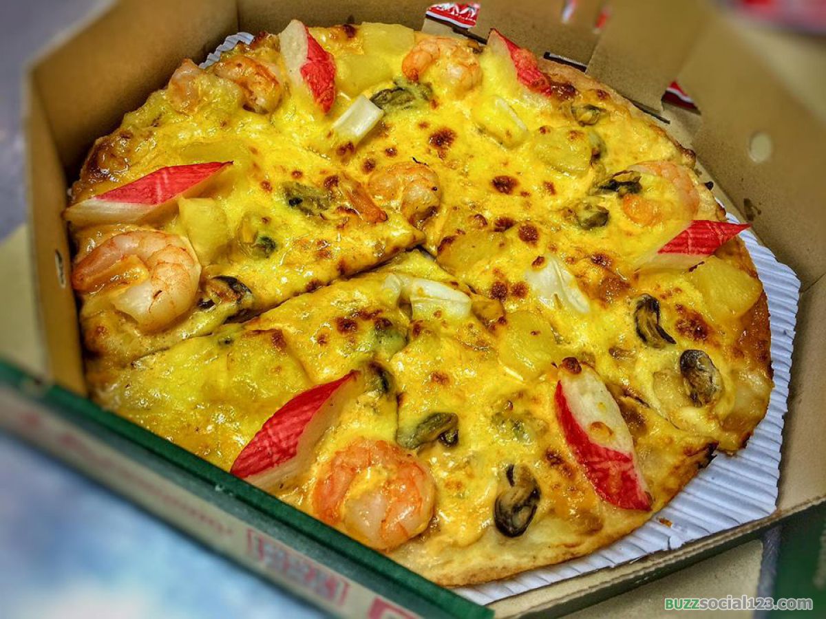 pizza แป้งบางกรอบ