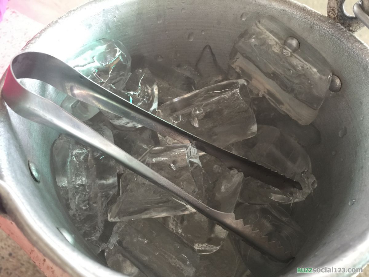 น้ำแข็ง