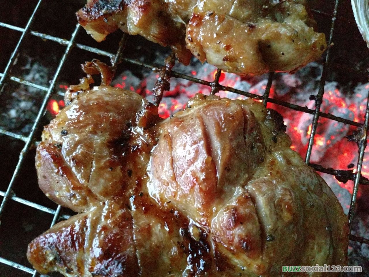 หมูย่าง