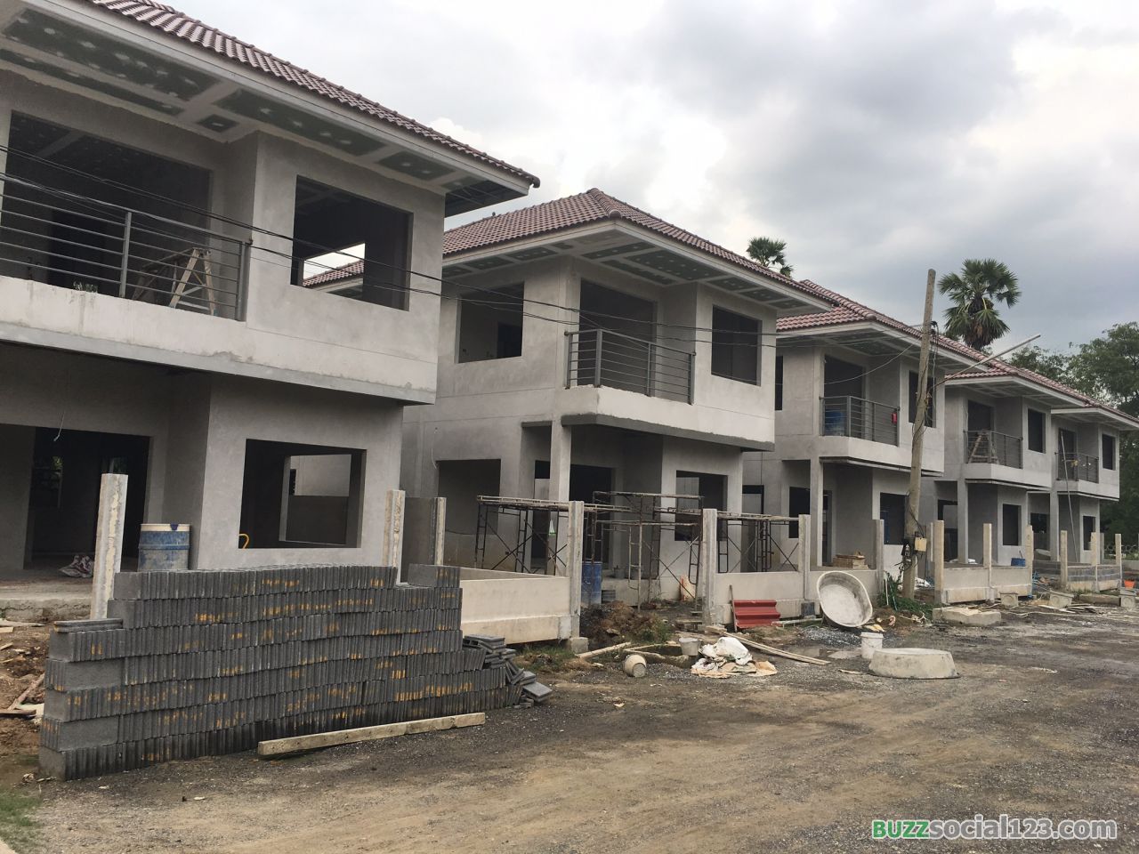 ก่อสร้างบ้านจัดสรร