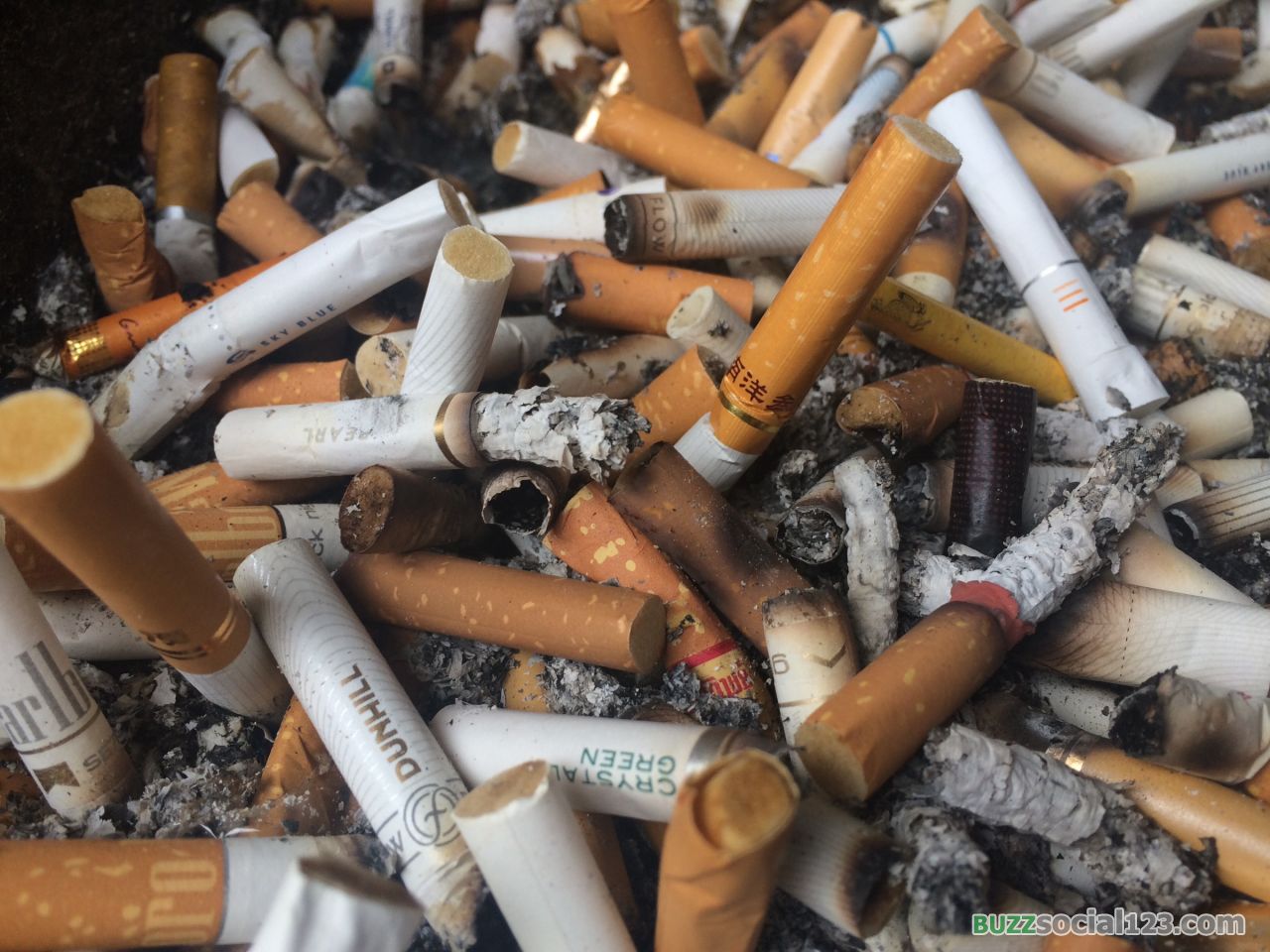 บุหรี่มือสอง