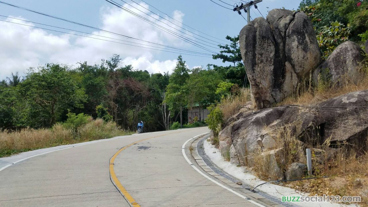 ถนนทางโค้ง