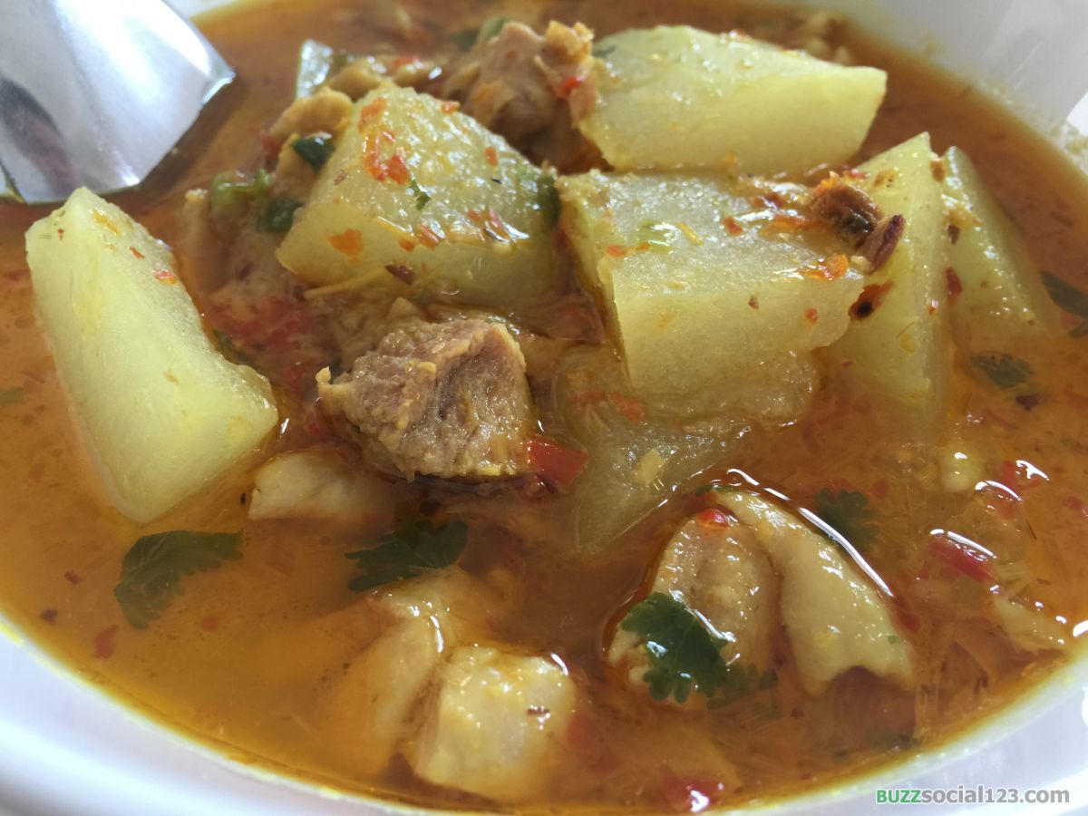 แกงฟักกระดูกหมู