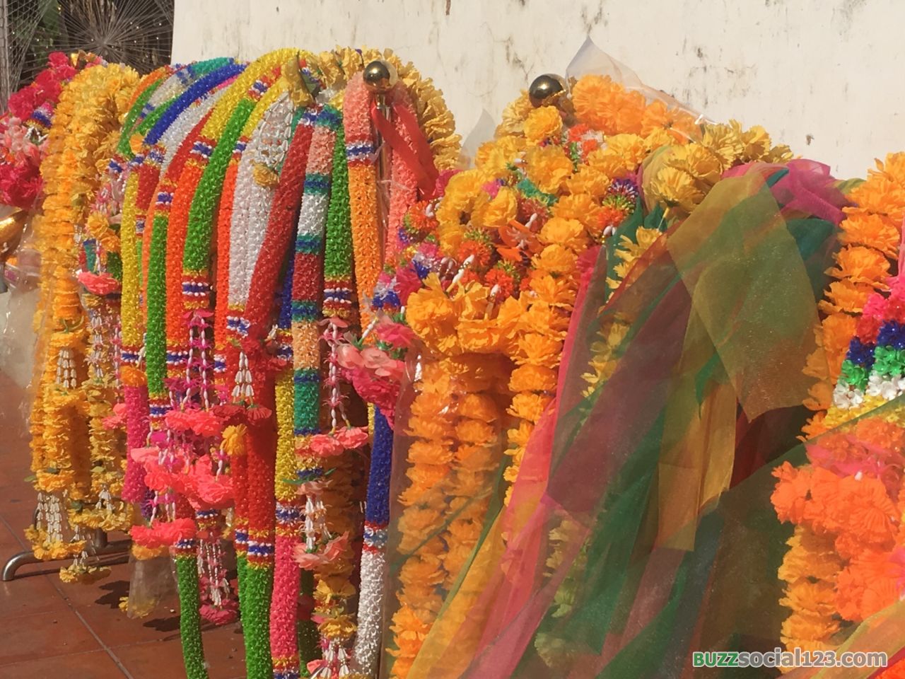 พวงมาลัย