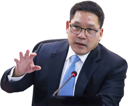 อุตตม สาวนายน