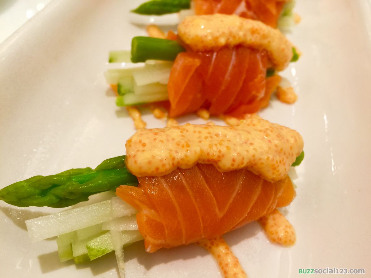 แซลมอนราดไข่ปลา