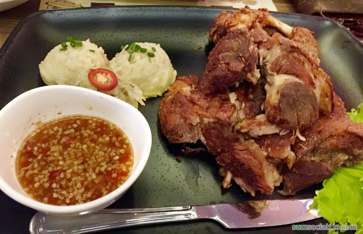 ขาหมูเยอรมัน