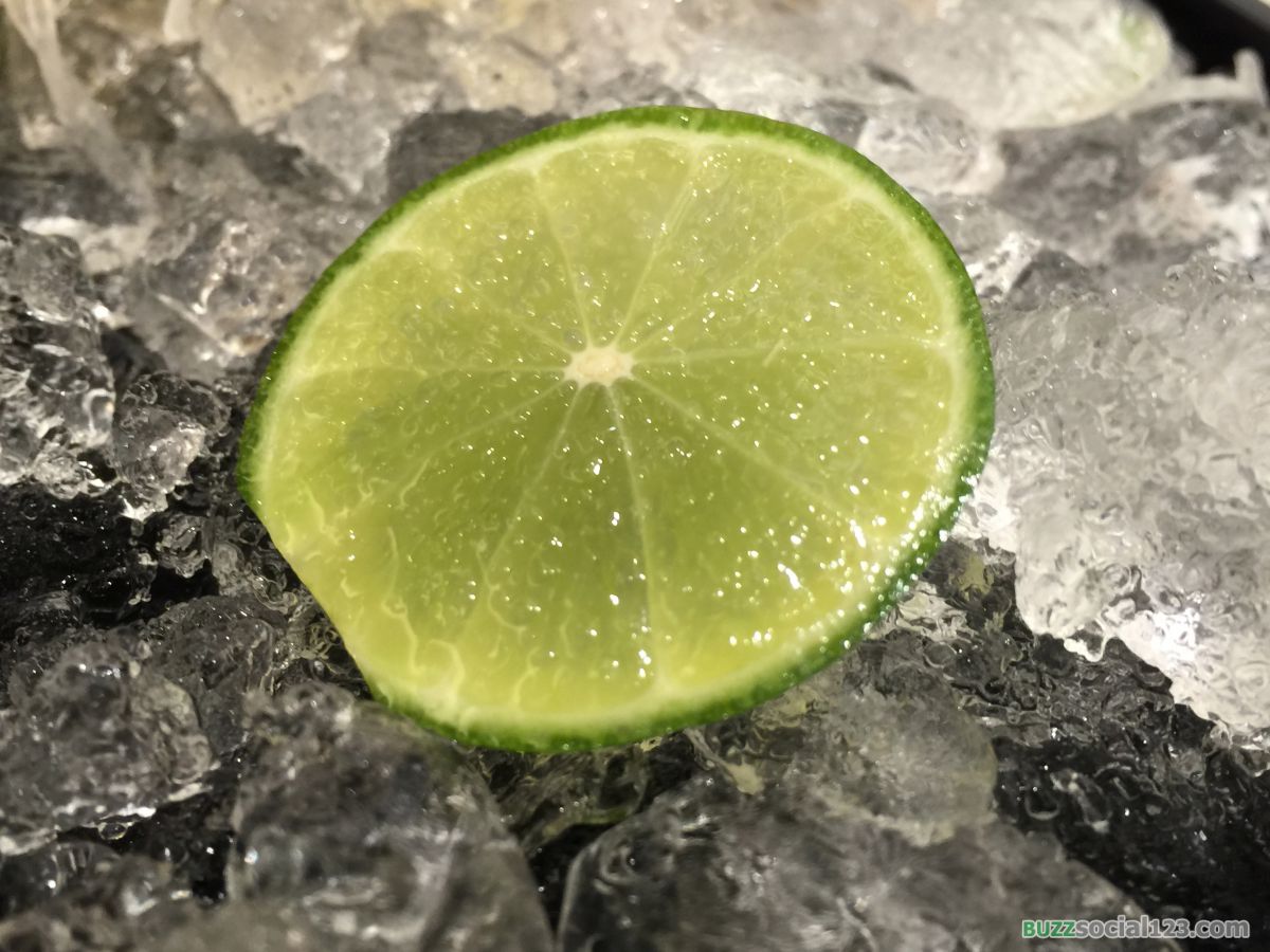 มะนาวฝาน