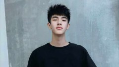 น้องมาร์ค หนุ่มน้อยมหัศจรรย์ พกของใหญ่ลำเท่าแขน