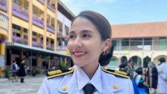 ครูสาวขอพูดบ้าง! ท้า ผอ.เอาหลักฐานใบลามาโชว์กางเลย ทั้งปีทำงานเยี่ยงทาส 7 วัน ลาป่วยได้แค่ 3 วัน