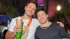 หนุ่มนักกีฬายิมนาสติก ทีมชาติบราซิล "Arthur Mariano" โพสต์รูปแฟนหนุ่มเปิดตัวแล้ว