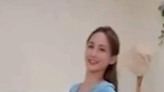 ชาวเน็ตแห่ดูคลิปสาวสวยโนตมไลฟ์ขายเสื้อผ้า
