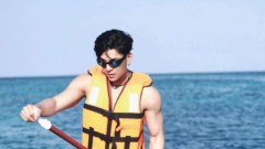 หล่อกระแทกตา