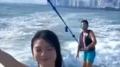 ชาวเน็ตแห่ดูคลิปสาวสวย ในชุดว่ายน้ำนั่งสปีดโบ๊ท
