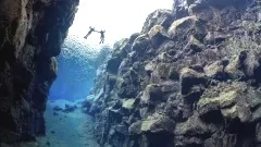 นี่คือ Silfra Fissure จุดดำน้ำสุดสวย ณ รอยแยกแผ่นทวีปยูเรเชีย-อเมริกาเหนือ