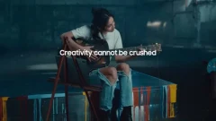 ซัมซุง ไม่รอช้า ออกโฆษณาหัก Apple ในชุด Uncrush