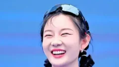 ดาราดัง เฝิงจิ้งส่วง กลับมาลงแข่งไตรกีฬาอีกครั้ง จากนักกีฬาโอลิมปิกสู่นางแบบฟิตเนส