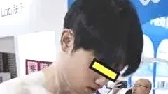 สุดยอดนักขาย สาธิตการอาบน้ำกลางห้าง
