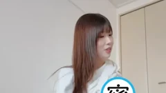 แบบไม่เซนเซอร์! ยูทูปเบอร์คุณแม่มือใหม่ปั๊มนมโชว์ในวิดีโอ!