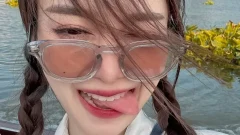 ‘เอื้อย พรสวรรค์’ เน็ตไอดอลสาว ปล่อยซีนเผ็ดร้อนไม่ยั้ง ทะเลลุกต้องเป็นไฟ