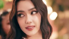 “อแมนด้า” ปล่อยซิงเกิ้ลแรกอย่างเป็นทางการ Eyes on me คนสวย ภาพสวย ท่าเต้นดี 😁