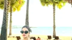 ใบเตยแซ่บลุกทะเล! ปล่อยลุคเซ็กซี่เกินต้าน ฮอตจนโซเชียลลุกเป็นไฟ