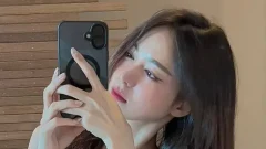 หลุดโฟกัส! ไอดอลสาวคนดังกับชุดลูกไม้สีขาวตัวน้อย ทำใจสั่นไม่หยุด