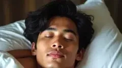 "ระวังไว้! นอนน้อยไปไม่ใช่แค่เหนื่อย แต่น้องชายอาจไม่ตื่นด้วย!"