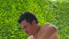 ชาวเน็ตแห่ส่อง "ออแลนโด้ บลูม" โชว์ความฟิตเปรี๊ยะ ทำ ice bathing