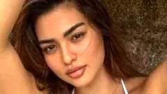 "แอนชิลี" สะเทือนหาด! โชว์ความแซ่บทะลุจอในบิกินีตัวจิ๋ว