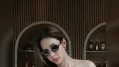 "อุ้ม ลักขณา" อวดหุ่นแซ่บ สุดเซ็กซี่ในชุดบิกินี่วันพีช..หลายคนถึงกับซี๊ดปากกันเลยทีเดียว