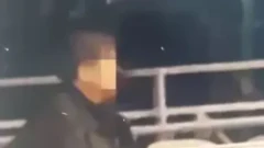 คู่รักสูงอายุในฮ่องกงถูกจับ ฐานซั่มกันในที่สาธารณะ