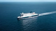 บ.เรือสำราญพลาดเปิดหนังโป๊ ต่อจากการแข่งรถ F1 จนเด็กๆร้องไห้