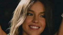 จากดาวรุ่งสู่เจ้าของแบรนด์! Sydney Sweeney เปิดตัว "SYRN" ชุดชั้นหญิงที่เข้าใจทุกสรีระ