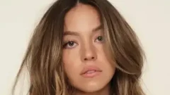 ฮอตปรอทแตก! ซุปตาร์สาวอวด "จีสตริง" คอลเลคชั่นใหม่..ทำเอาหลายคนฮือฮา