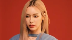 ไอซ์ ปรีชญา โชว์ความเซ็กซี่โนบราสับๆ อวดเอว S พร้อมยกมงฯ &ldquo;สวยสังหาร&rdquo; ทำให้แฟนๆ ตะลึงในไอจี!