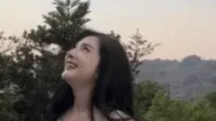 &ldquo;เบียร์ เดอะวอยซ์&rdquo; ชวนดูฝูงค้างคาวในชุดว่ายน้ำม่วงสุดแซ่บที่แย่งซีนเต็มๆ