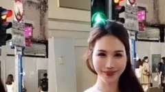 กระแสวิจารณ์สนั่น "ซิน โหยว ลี่" นางแบบไต้หวันโชว์คอนเทนต์วาบxวิวกลางย่านคอสเวย์เบย์