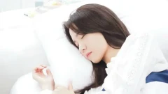 ฝันว่ามีอะไรกับคนอื่น แปลว่าอะไร? จิตวิทยาชี้ 5 ความหมายที่อาจสะท้อนความเครียด