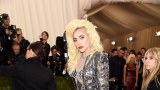 แรงจัดเต็ม !! &ldquo;เลดี้ กาก้า&rdquo; กับชุดใส่ไปงาน &ldquo;Met Gala 2016&rdquo; คือดีงามและเหมาะแล้วที่จะต้องเป็นเธอสวมมัน