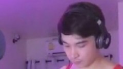 เกย์ไทยจัดเต็ม ! ปั่นกระแส LIVE บนแอพ Blued โชว์ลีลาสดๆ เต้นยั่วยวนแบบที่ “โคโยตี้บอย” ยังอาย