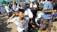 ประท้วงสร้างโบสถ์คริสต์